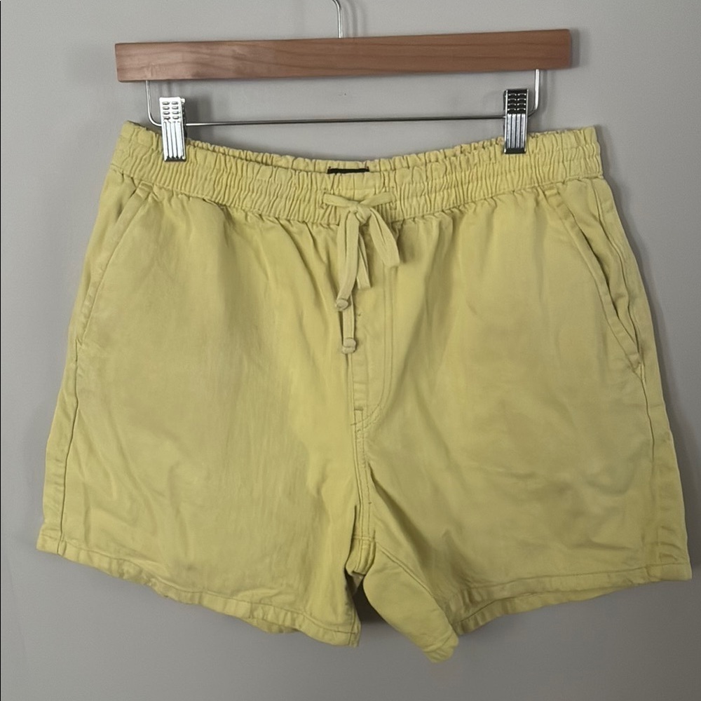 Urban Outfitters BDG High Waist Yellow Shorts Relaxed Fit Sz Medium